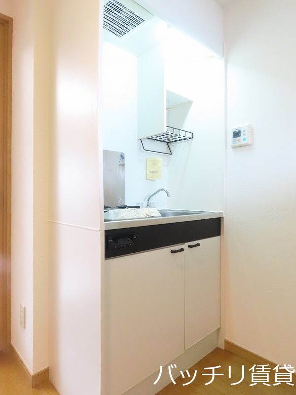 キッチン　別号室イメージの為、現状を優先致します。