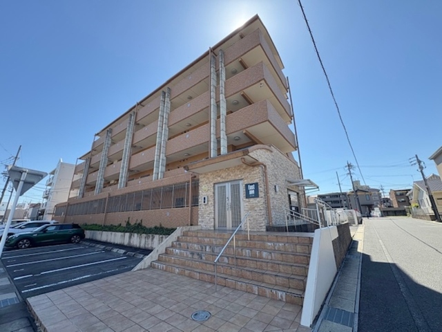 建物外観　建物外観