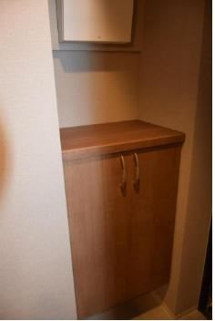 玄関　お部屋毎にカラーが異なります。