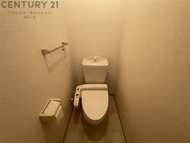 トイレ　ウォシュレット付きのトイレです♪