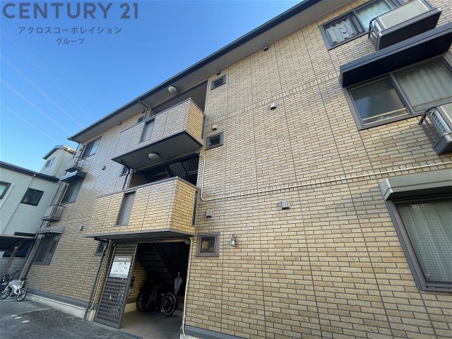 建物外観　防犯カメラ付きでセキュリティ安心！