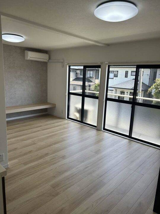 居室・リビング　リビング