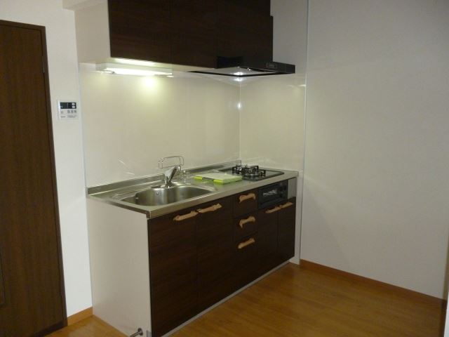 キッチン　お家ご飯を楽しめるシステムキッチンを完備