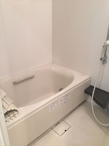 バス・シャワールーム　浴室