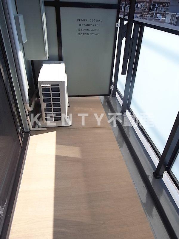 バルコニー　広々としたバルコニーです