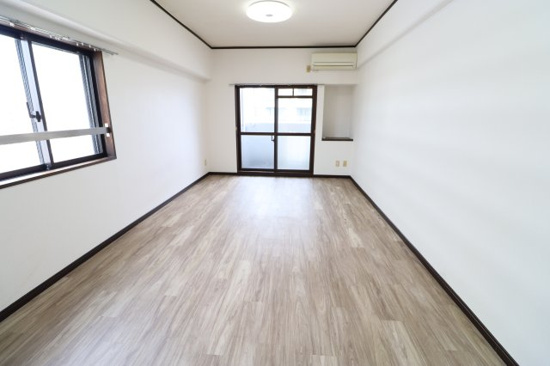 居室・リビング　ゆったりとした居間です※別号室の写真です