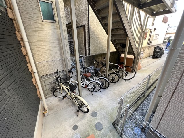 その他共有部分　駐輪場あり