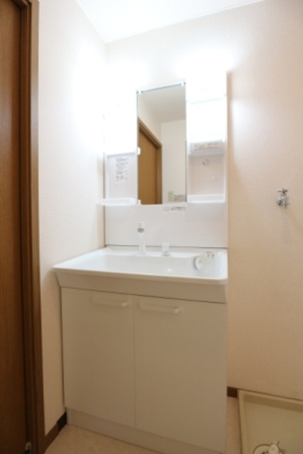 洗面設備　洗髪洗面化粧台