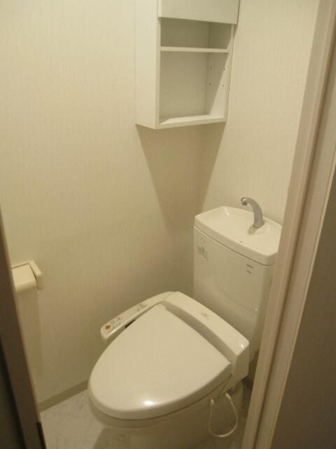 トイレ　落ち着いたトイレです