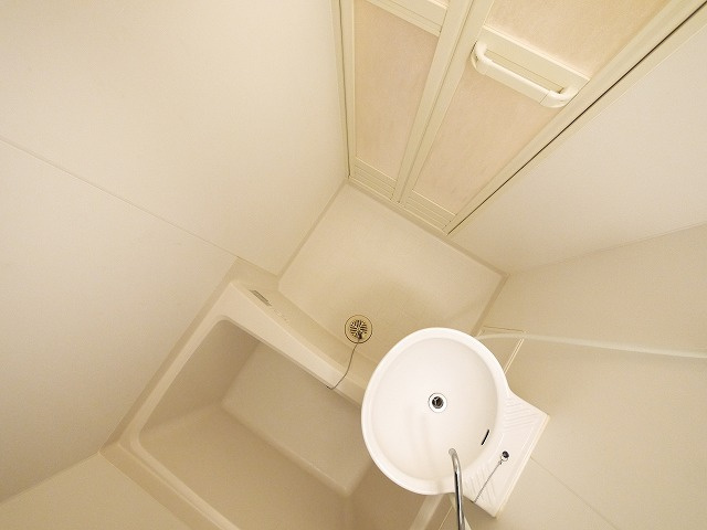 バス・シャワールーム　ゆったり過ごせるお風呂です