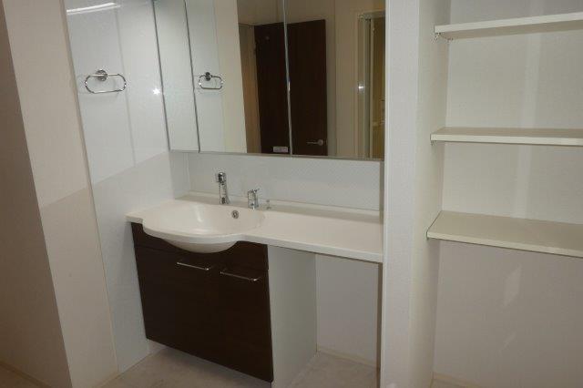 洗面設備　シャンプードレッサー