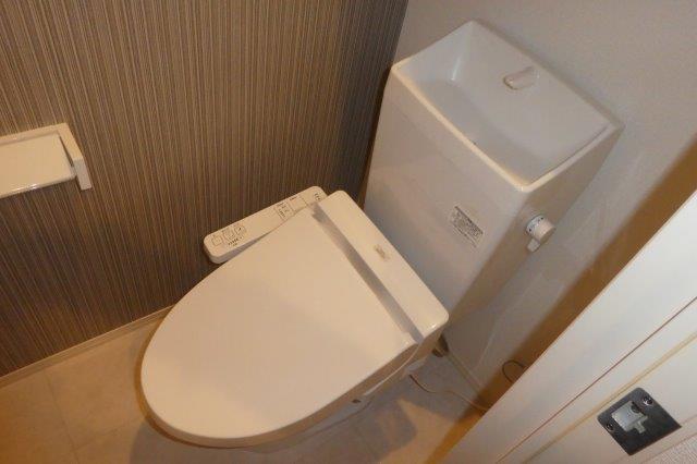 トイレ　ウォシュレット