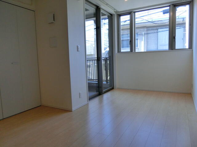 居室・リビング　※別部屋参考写真