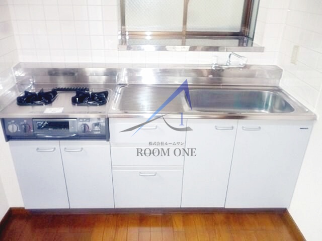 キッチン　キッチンです。