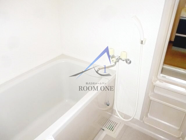 バス・シャワールーム　お風呂です。