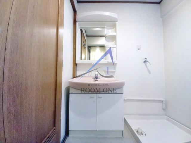 洗面設備　洗面台です。