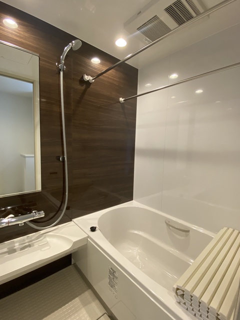 バス・シャワールーム　★追い焚き付き★