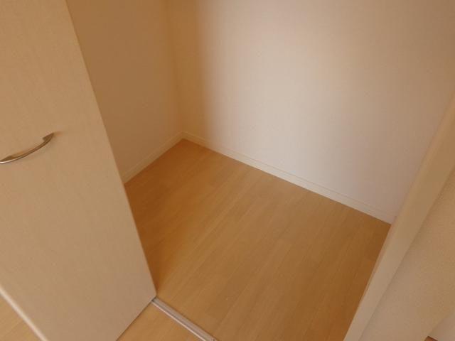 収納　ウォークインクローゼット