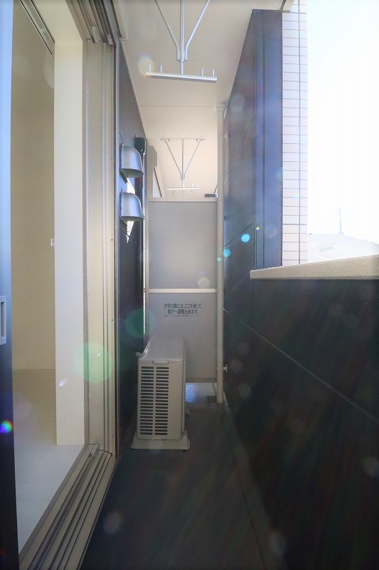 バルコニー　同物件別号室写真となります。