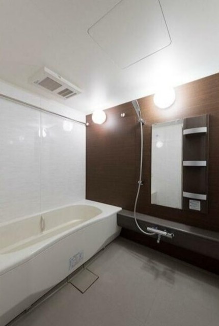 バス・シャワールーム