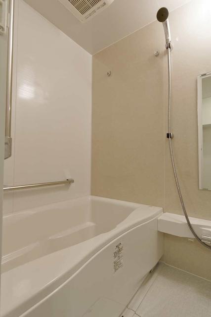 バス・シャワールーム　※写真は同タイプ住戸です。