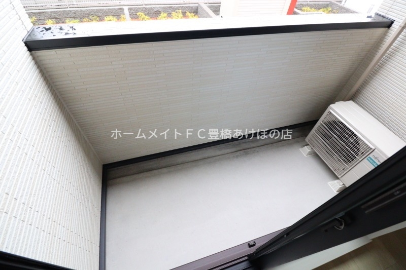 バルコニー　同型完成モデル