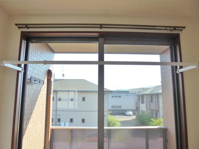 その他設備　室内物干し