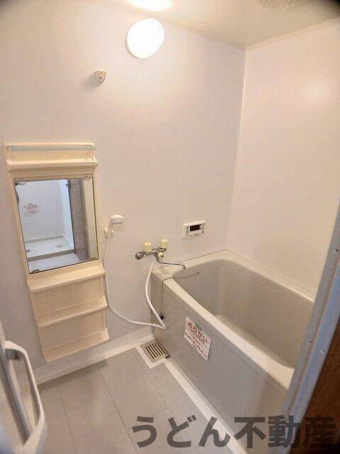 バス・シャワールーム　うどん県のお部屋探しはうどん不動産へ うどんちゃんとLINE