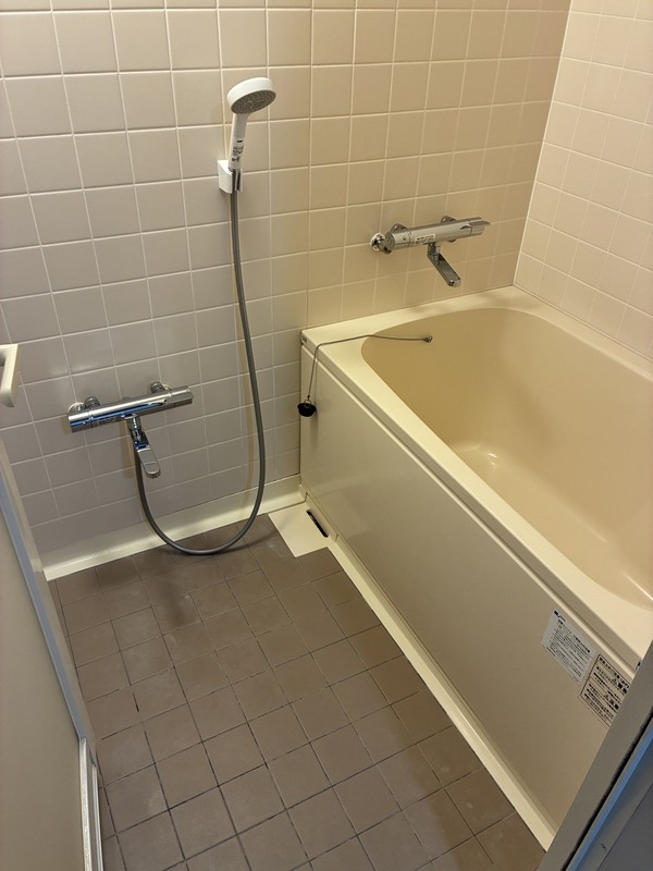 バス・シャワールーム　バス