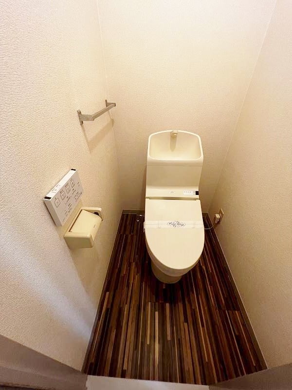 トイレ　★温水洗浄便座トイレ★