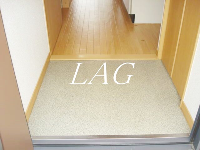 玄関　玄関です。