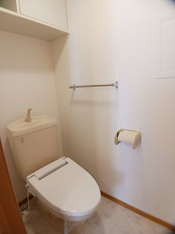 トイレ　シンプルで使いやすいトイレです