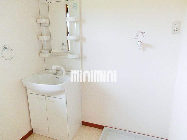 洗面設備　独立洗面台付です。