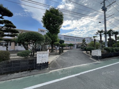 小学校　久留米市立安武小学校（小学校）まで406m