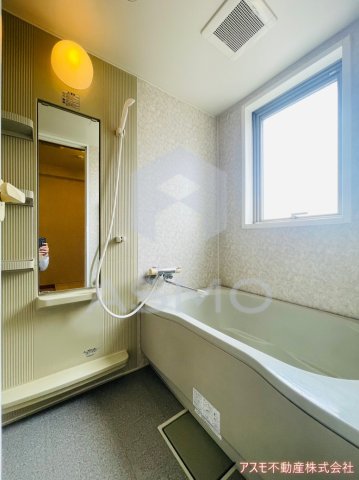 バス・シャワールーム　同マンション別部屋参考写真