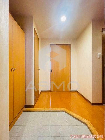 玄関　同マンション別部屋参考写真