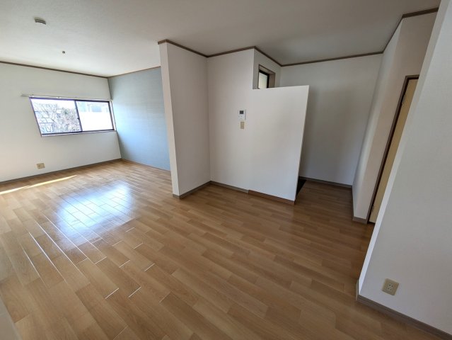 居室・リビング　使いやすい居間です