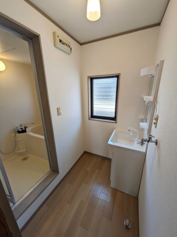 洗面設備　洗面所です