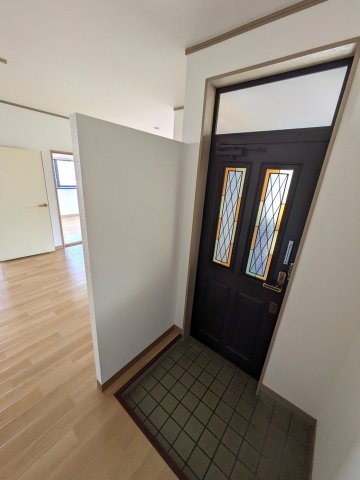 玄関　明るい玄関です