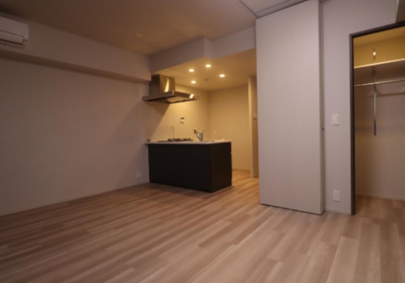 居室・リビング　☆明るいリビング☆