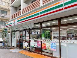 コンビニ　セブンイレブン 新宿百人町2丁目店（コンビニ）まで680m