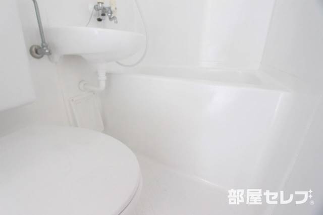 バス・シャワールーム　１日の疲れを癒やしてください