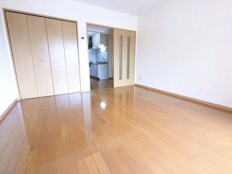 居室・リビング　日当り良好のお部屋です。