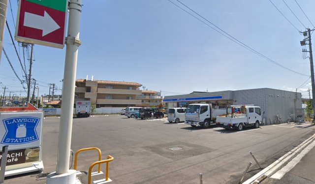 コンビニ　ローソン八潮一丁目店（コンビニ）まで773m