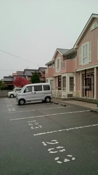 駐車場　駐車場