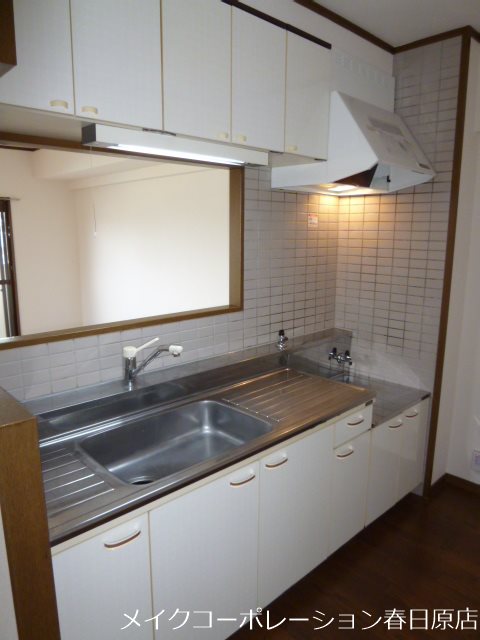 キッチン　写真は同型タイプ