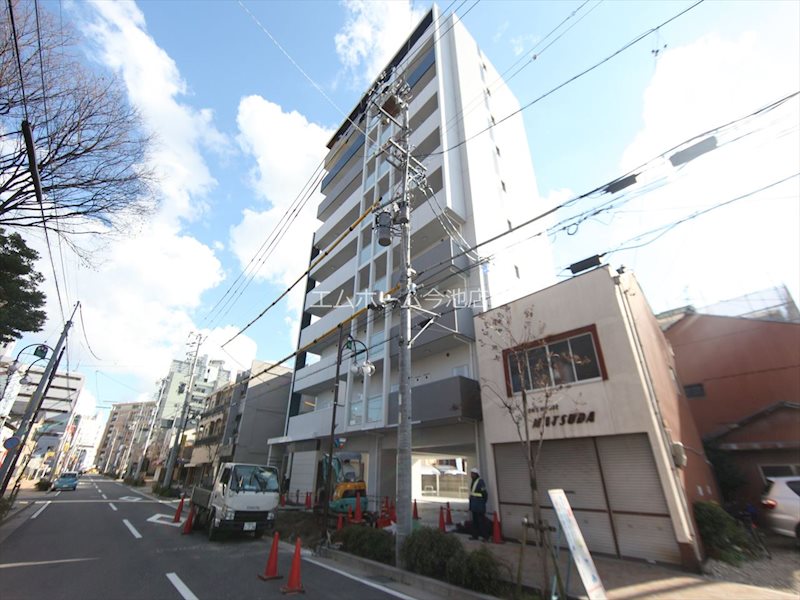 建物外観　外観　　オートロック　防犯カメラ　TVモニターホン完備