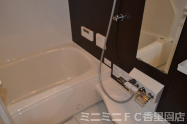 バス・シャワールーム　浴室暖房乾燥機付き