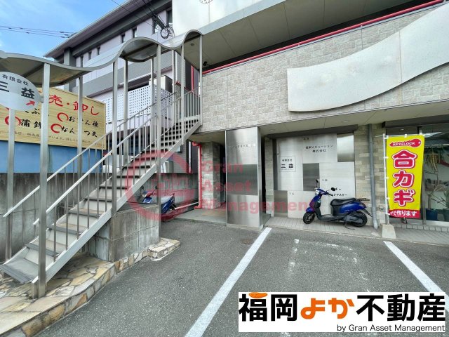 エントランス　毎日通るエントランスはこのようになっています