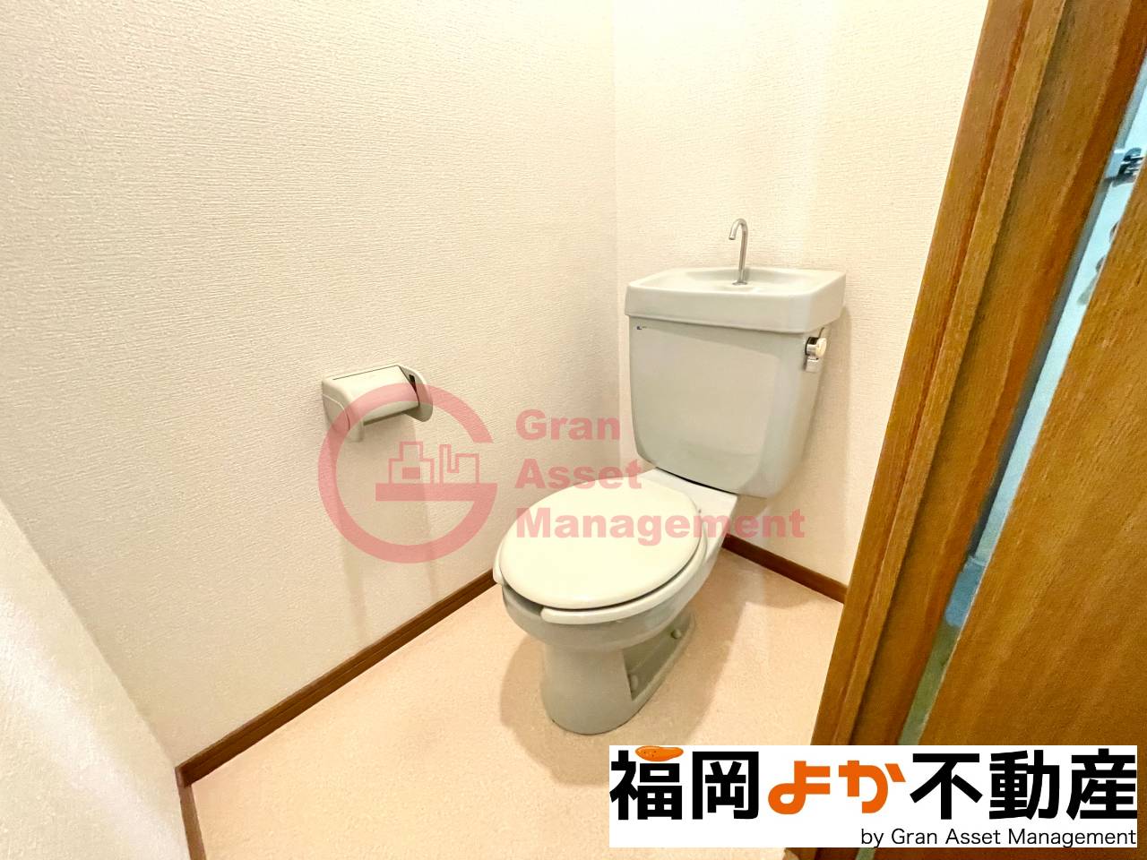 トイレ　コンパクトで使いやすいトイレです